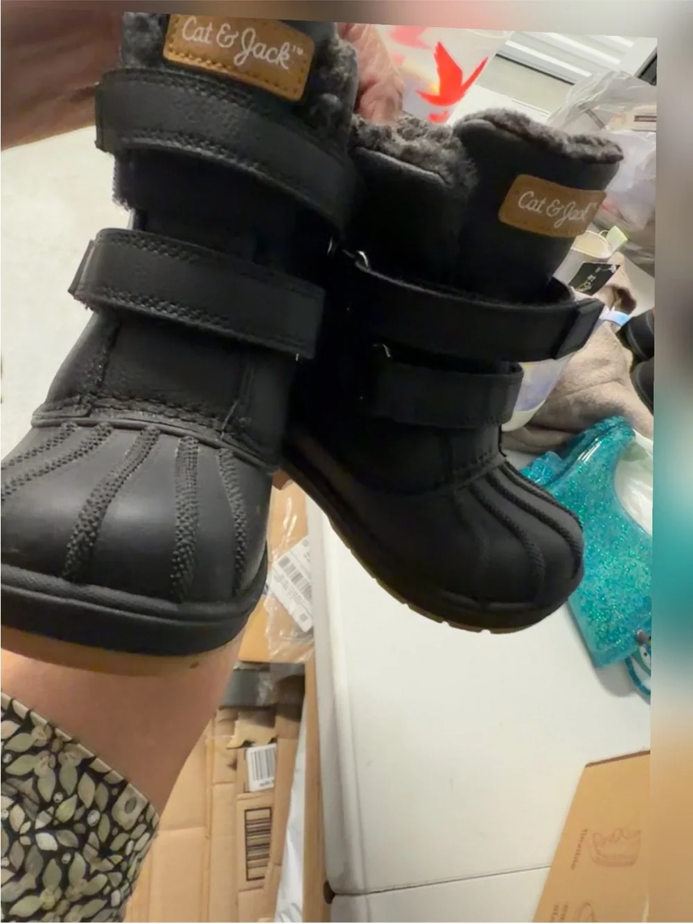Cat & Jack Black Kids Winter Boots with Faux Fur size 8